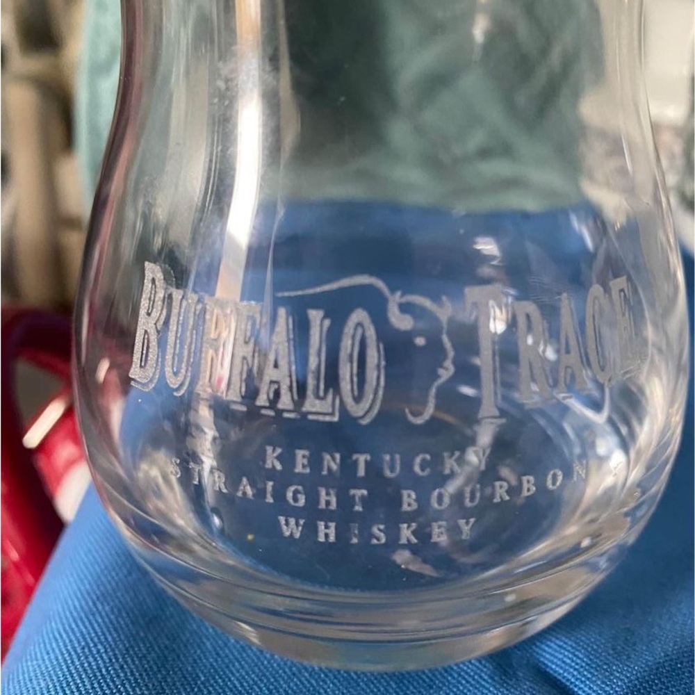 Buffalo Trace Kentucky Straight Whiskey glass in excellent condition